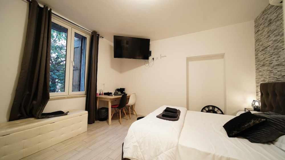 Langolo Di Laura Borgo Roma Destiny Home 3 Verona Bilik gambar