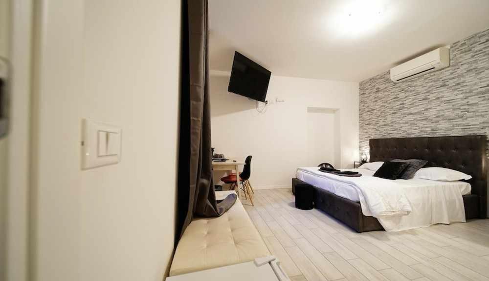 Langolo Di Laura Borgo Roma Destiny Home 3 Verona Bilik gambar